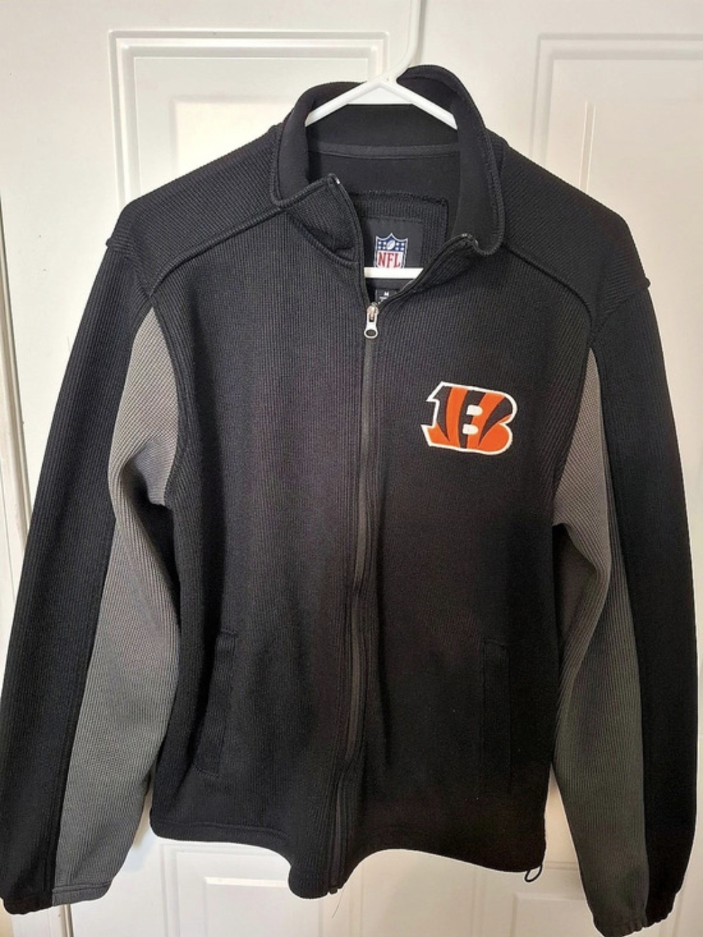 NFL Men's Full-Zip Performance Jacket in Black & Gray